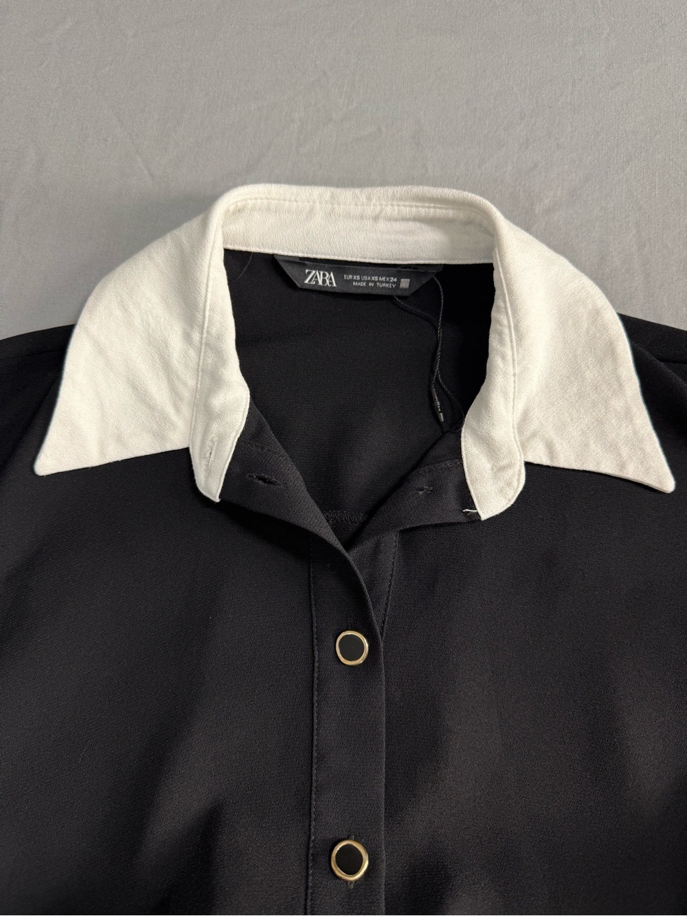 Zara Black Long-Sleeve Shirt Dress with White Collar and Cuffs - Picture 7 of 8